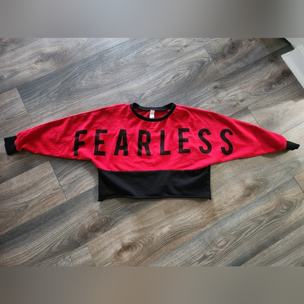 Girls‎ “fearless” crop top sweatshirt, size 12